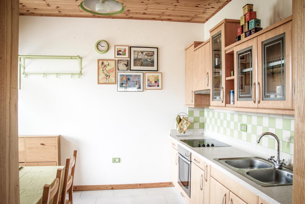 Apartment Savli كوباريد الغرفة الصورة