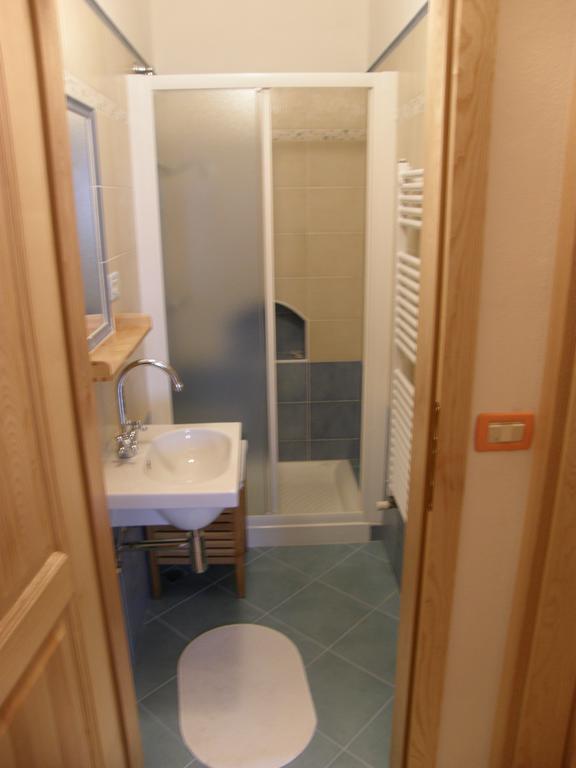 Apartment Savli كوباريد الغرفة الصورة